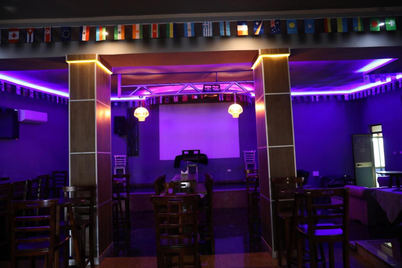 Jacaranda Hotel, Bahir Dar Buitenkant foto