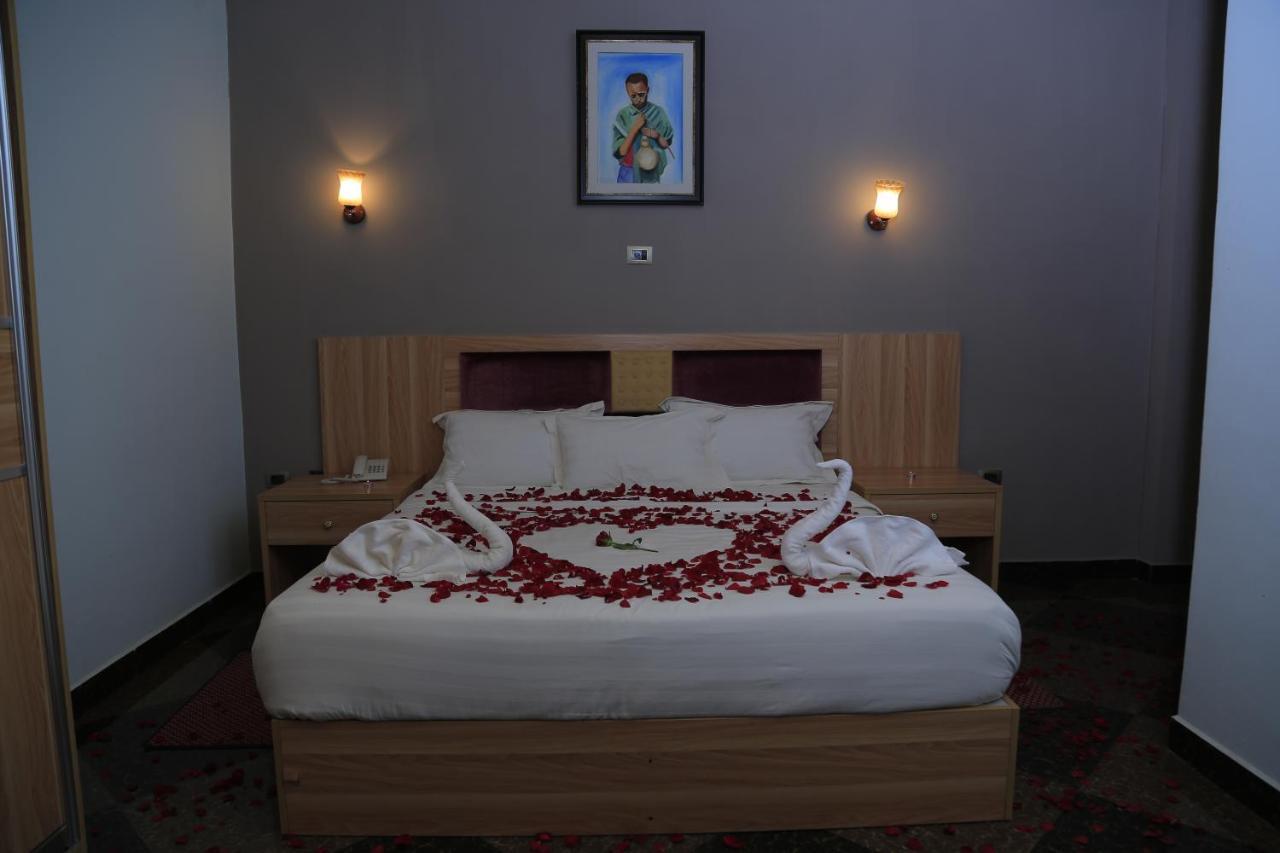 Jacaranda Hotel, Bahir Dar Buitenkant foto