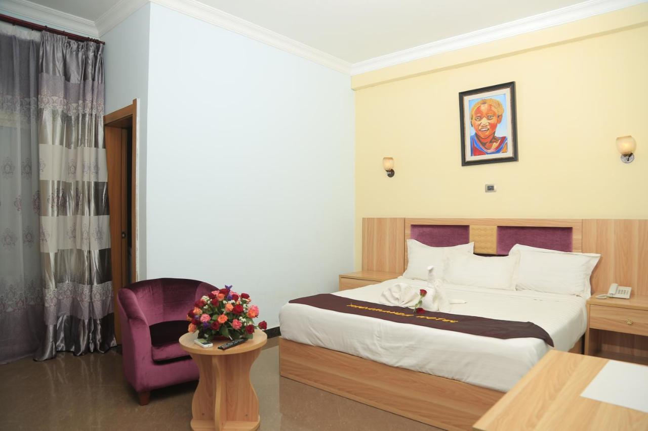 Jacaranda Hotel, Bahir Dar Buitenkant foto