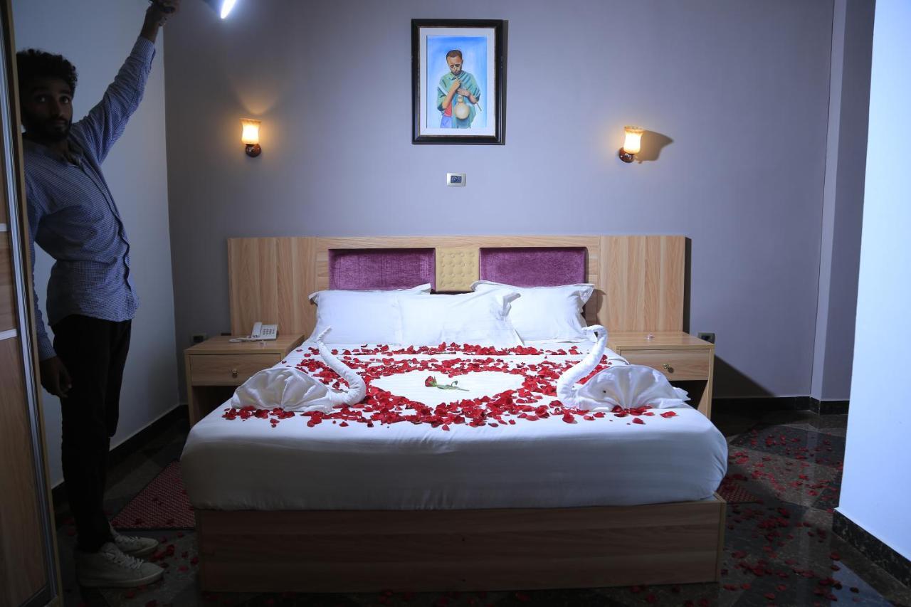Jacaranda Hotel, Bahir Dar Buitenkant foto