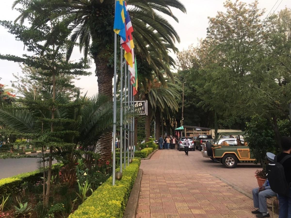 Jacaranda Hotel, Bahir Dar Buitenkant foto