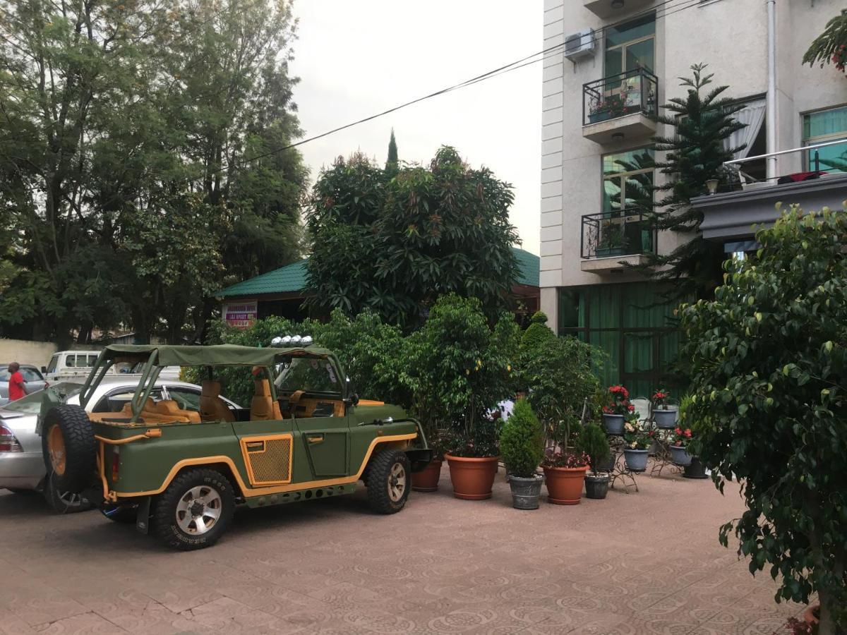 Jacaranda Hotel, Bahir Dar Buitenkant foto